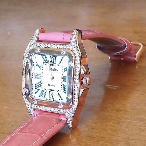 Rose gold & white crystal watch, leather strap - Picture 9 of 9